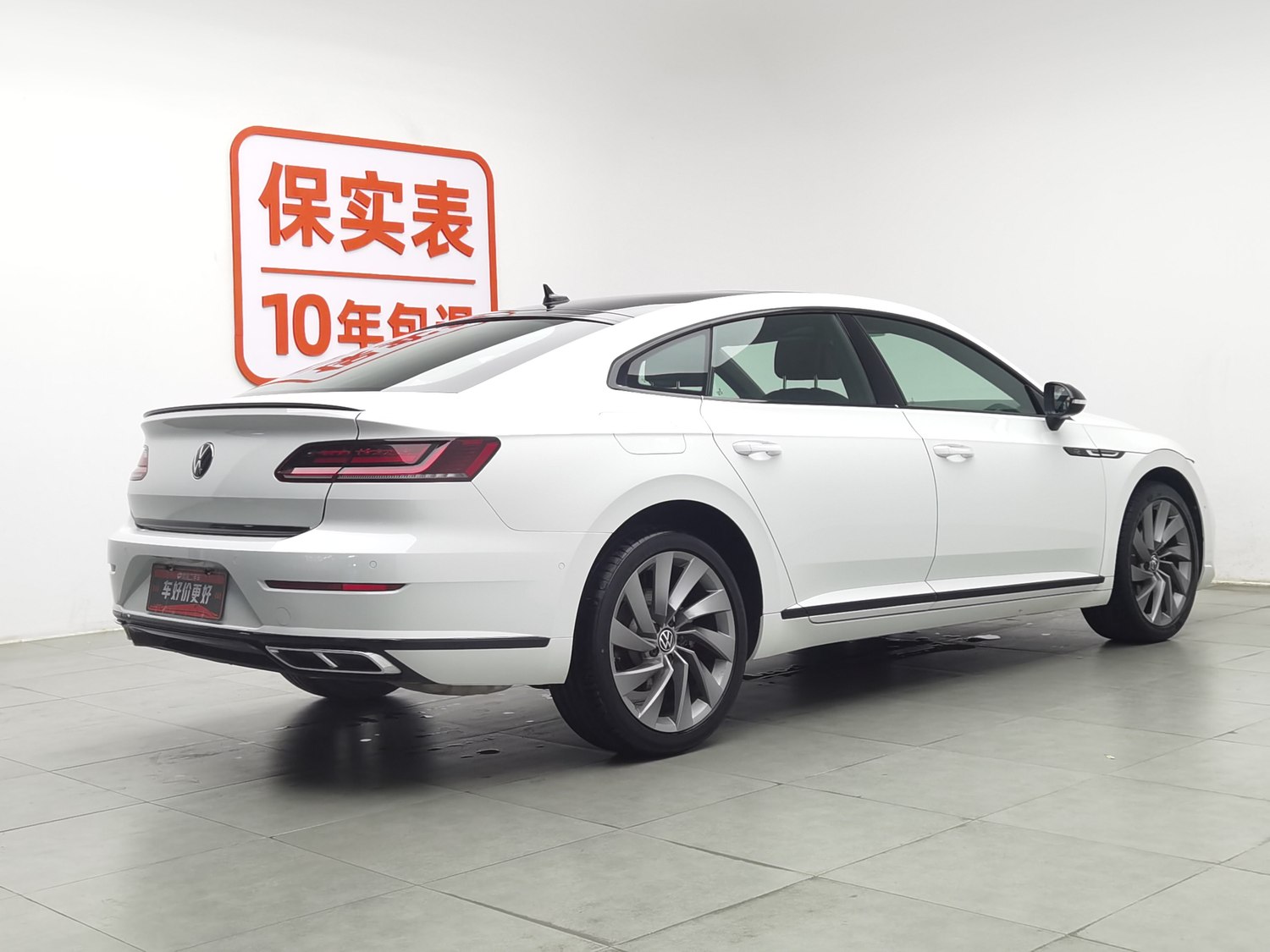 Used Volkswagen CC 2023 2.0 AT