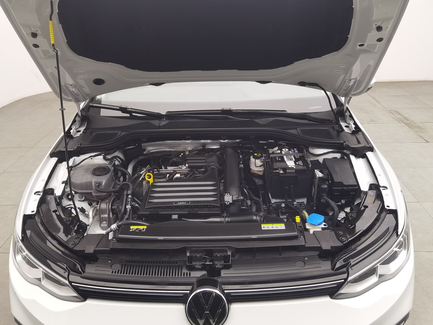 Used Volkswagen Golf 2024 1.4 AT