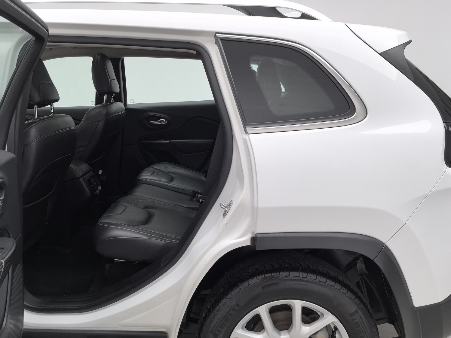 Used Jeep Cherokee 2016 2.0 AT