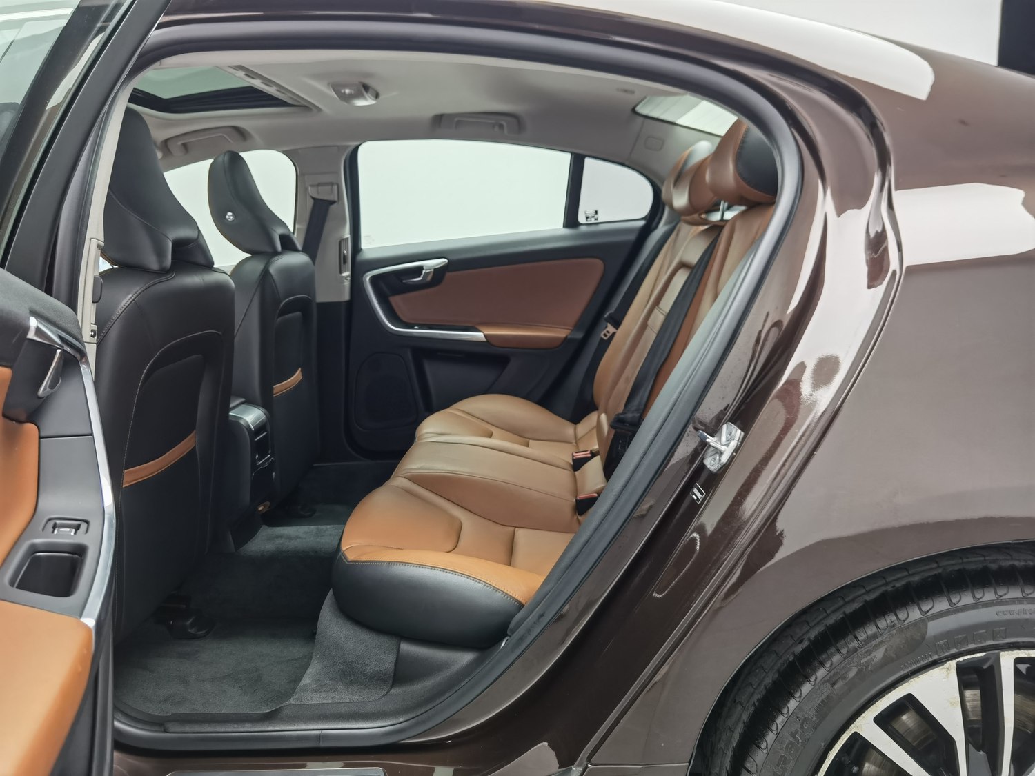 Used Volvo S60 2019 2.0 AT