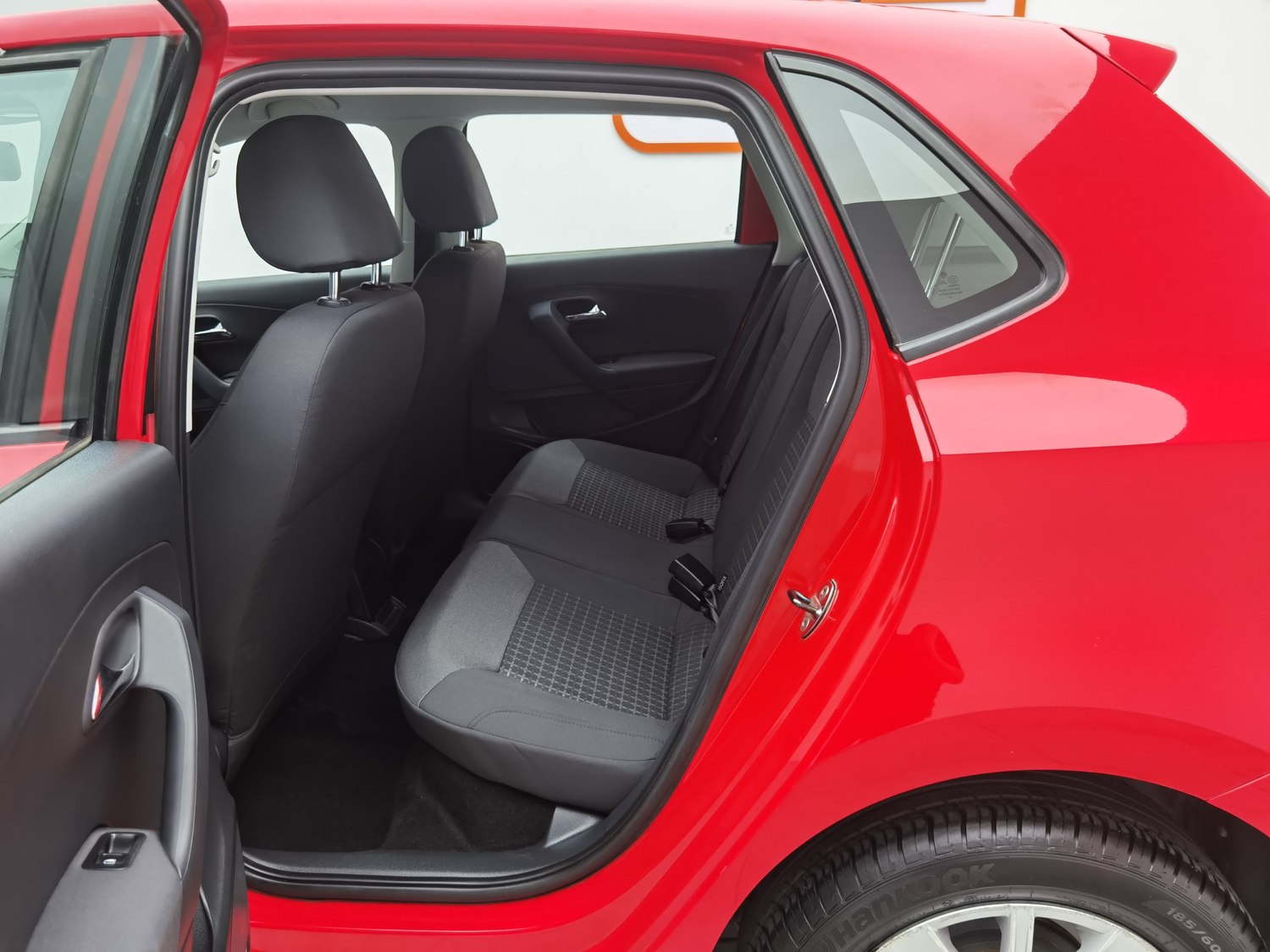 Used Volkswagen Polo 2014 1.4 AT