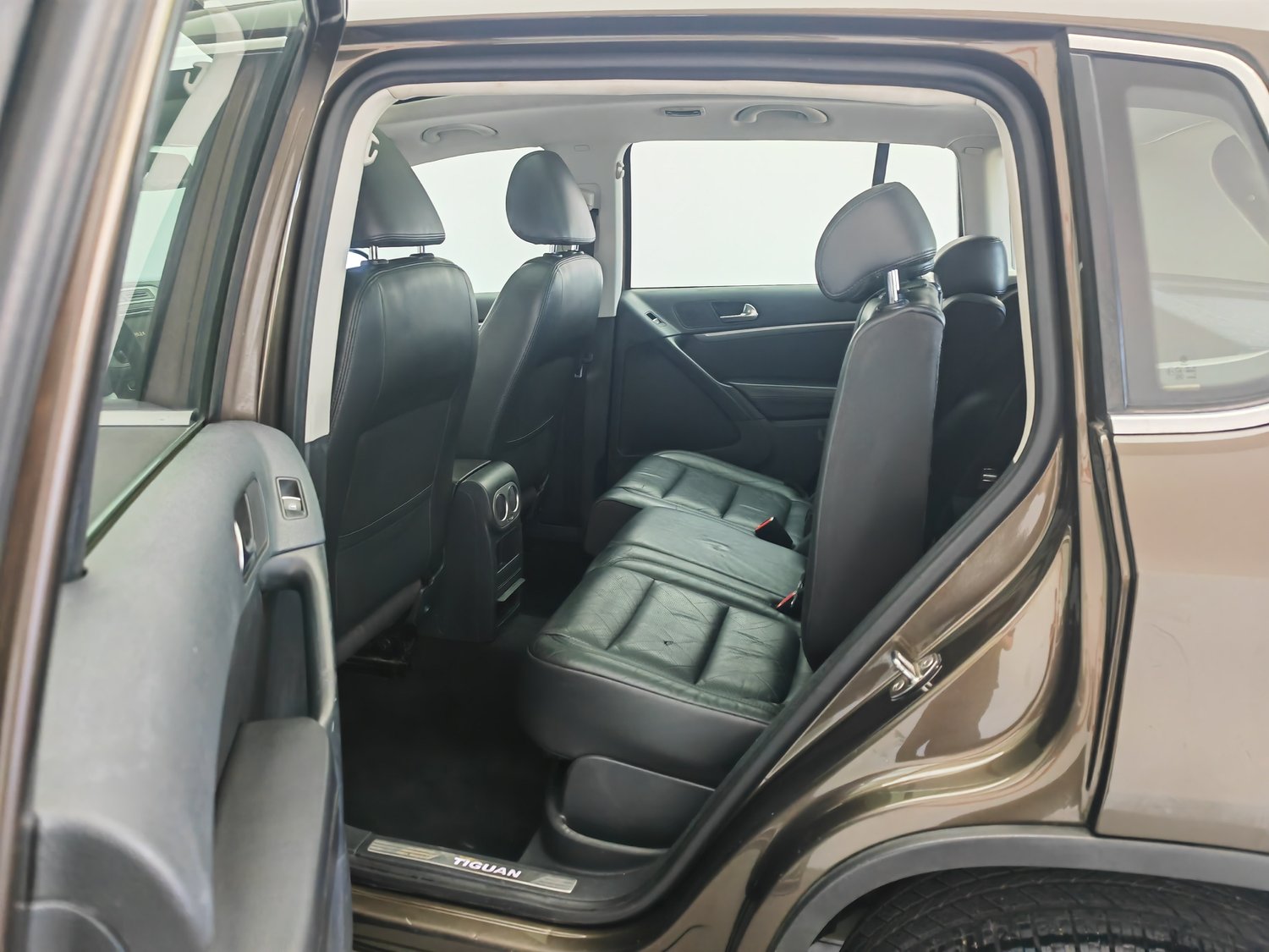 Used Volkswagen Tiguan 2015 1.8 AT