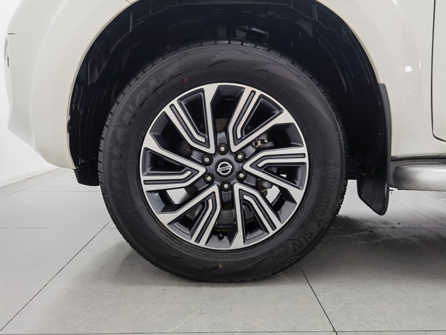 Used Nissan Terra 2020 2.5 AT