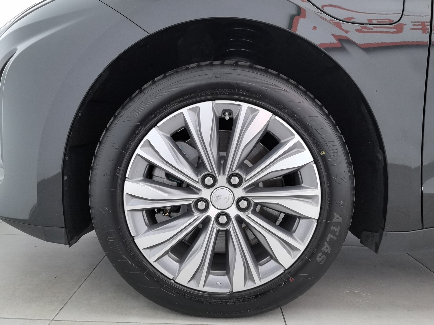 Used Hongqi E-QM5 2024