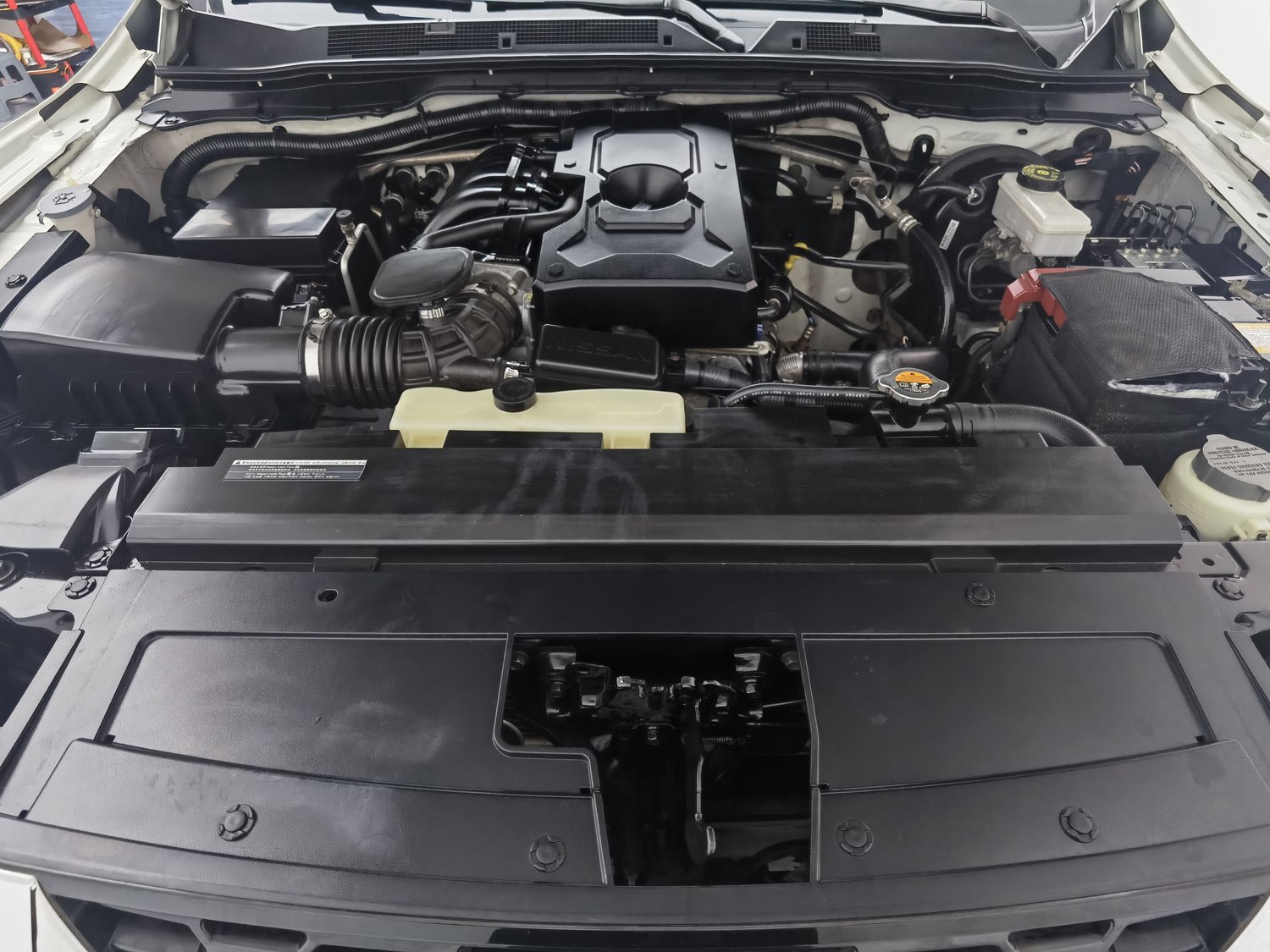 Used Nissan Terra 2020 2.5 AT