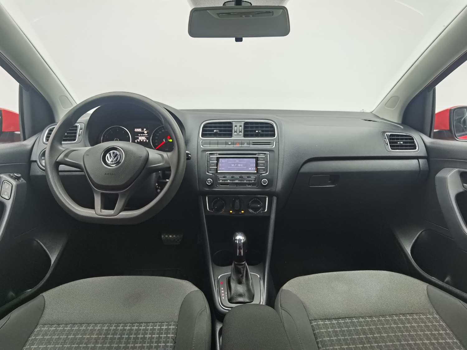 Used Volkswagen Polo 2014 1.4 AT