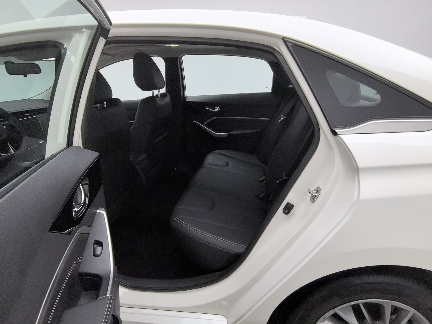 Used Venucia D60 2023 1.6 AT