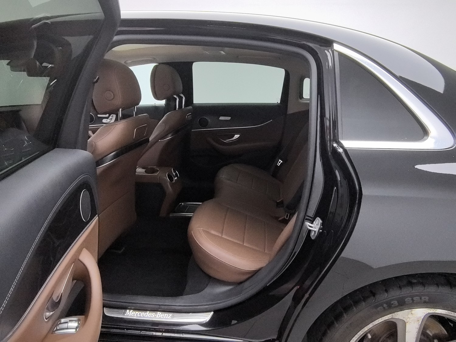 Used Mercedes-Benz E-Class 2018 2.0 AT