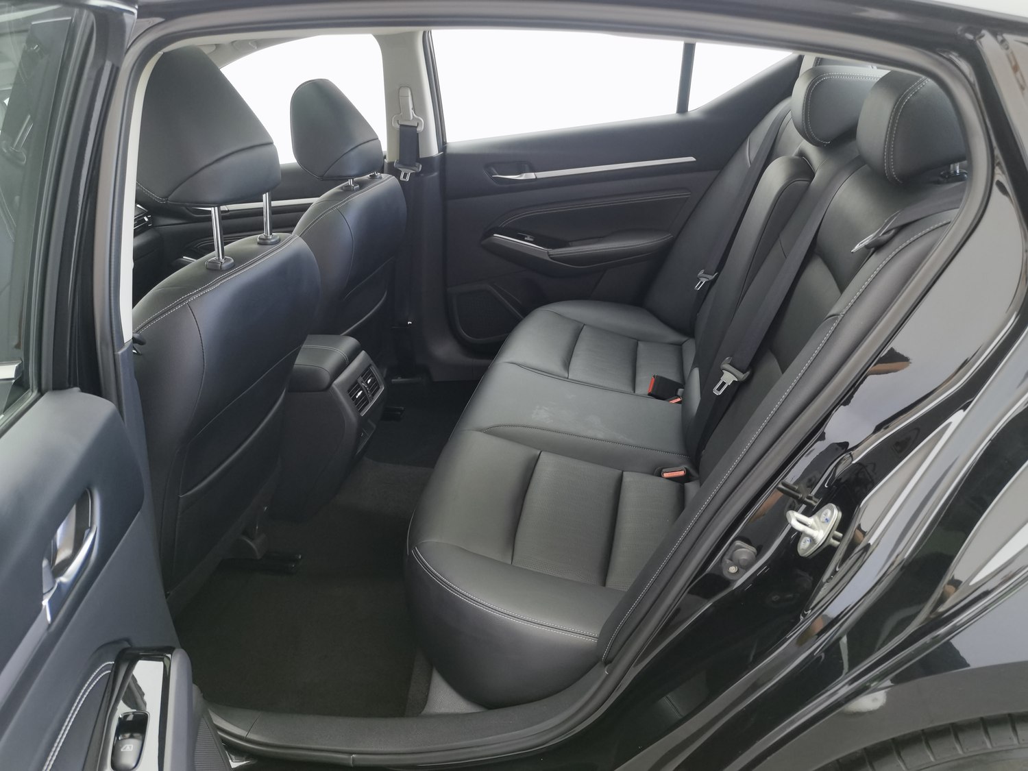 Used Nissan Teana 2022 2.0 AT