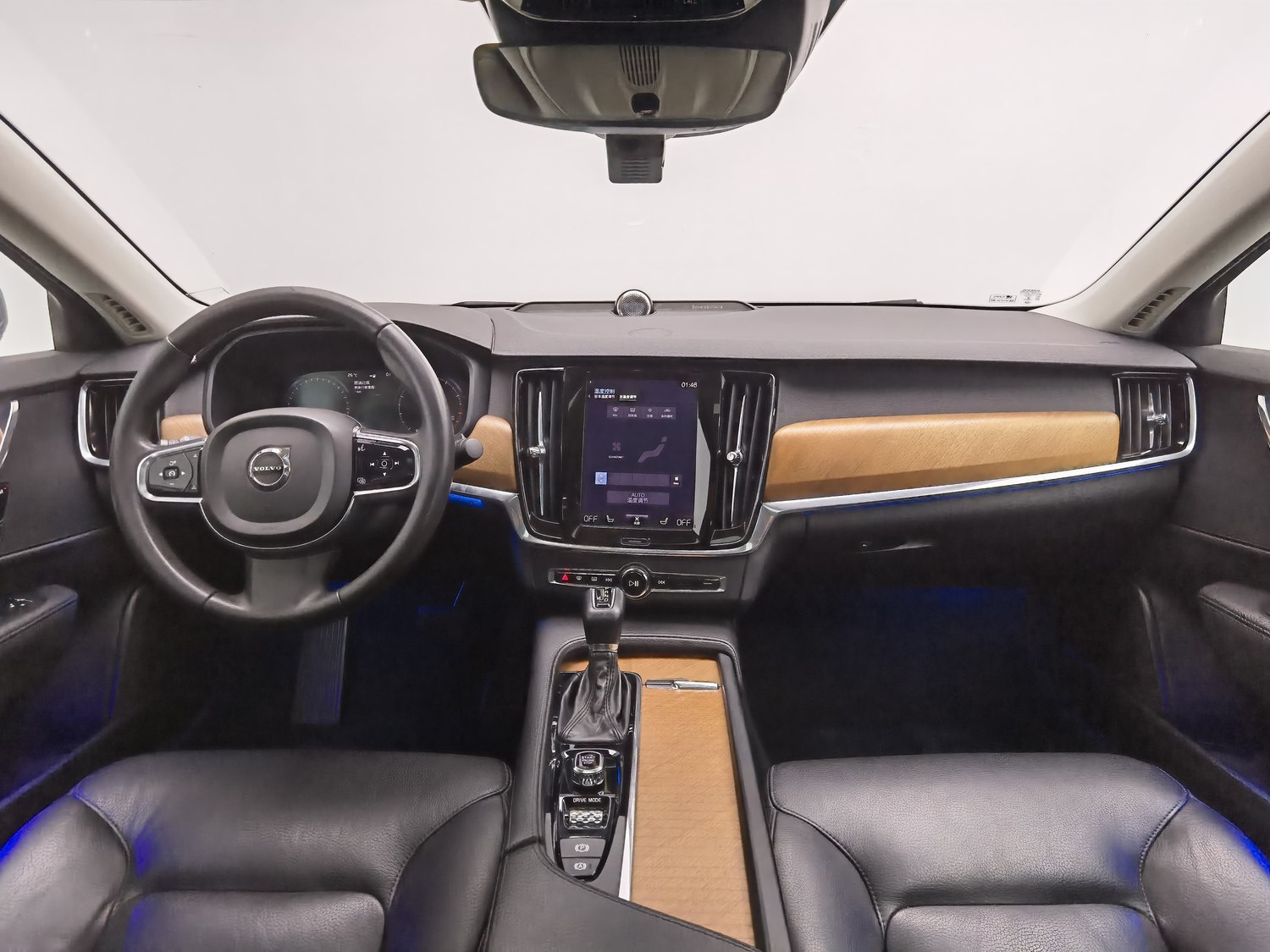 Used Volvo S90 2020 2.0 AT