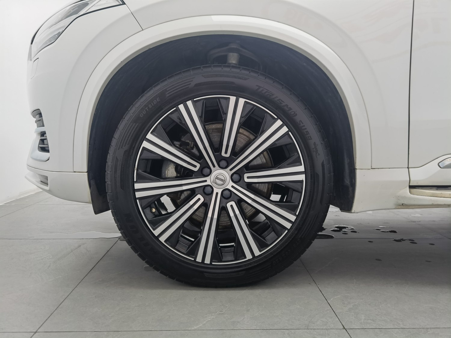 Used Volvo XC90 2021 2.0 AT