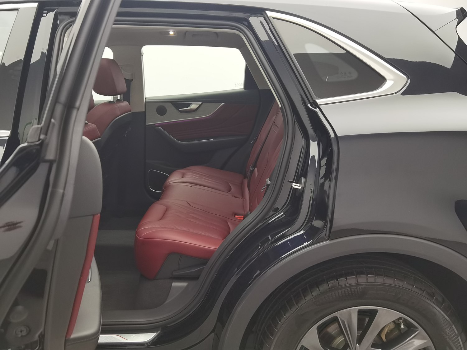 Used Hongqi HS5 2025 2.0 AT