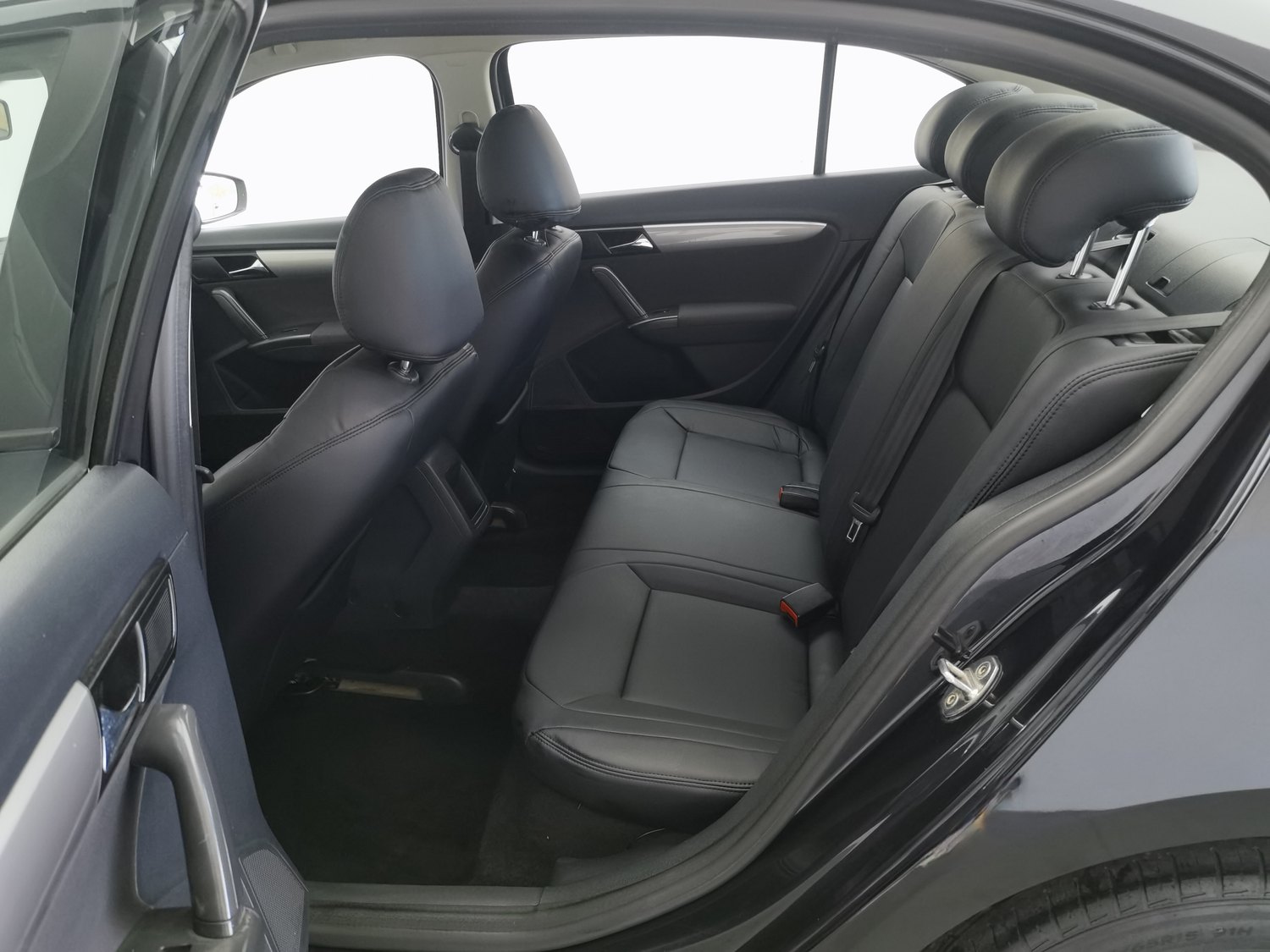 Used Volkswagen Lavida 2013 1.6 MT