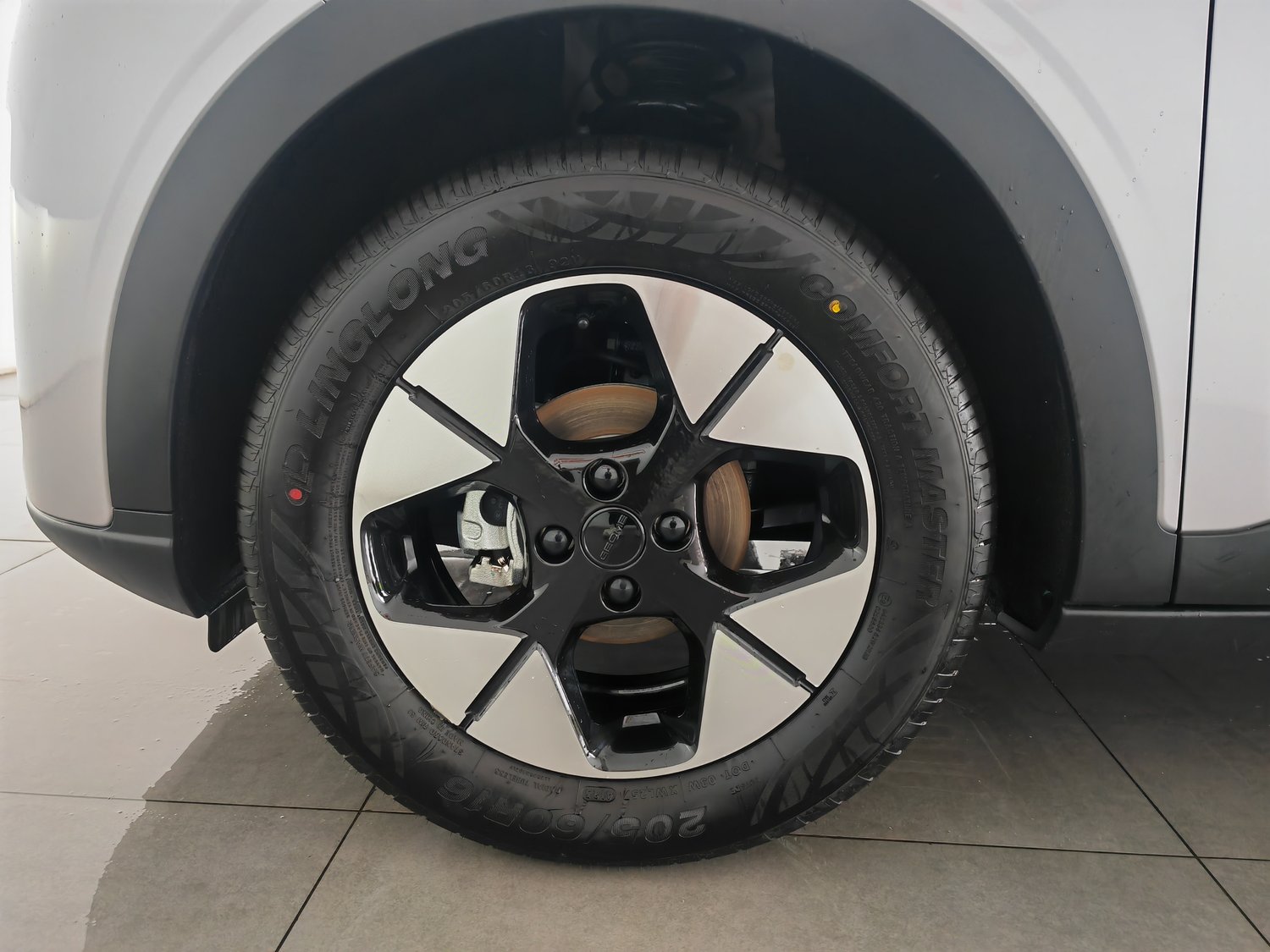 Used Geely Galaxy Wish 2025