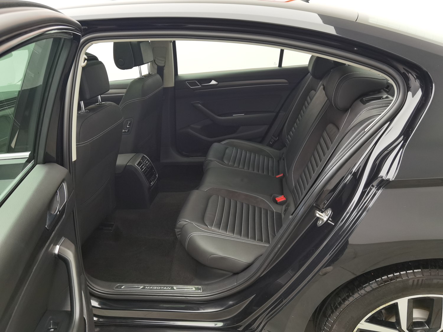 Used Volkswagen Magotan 2020 2.0 AT