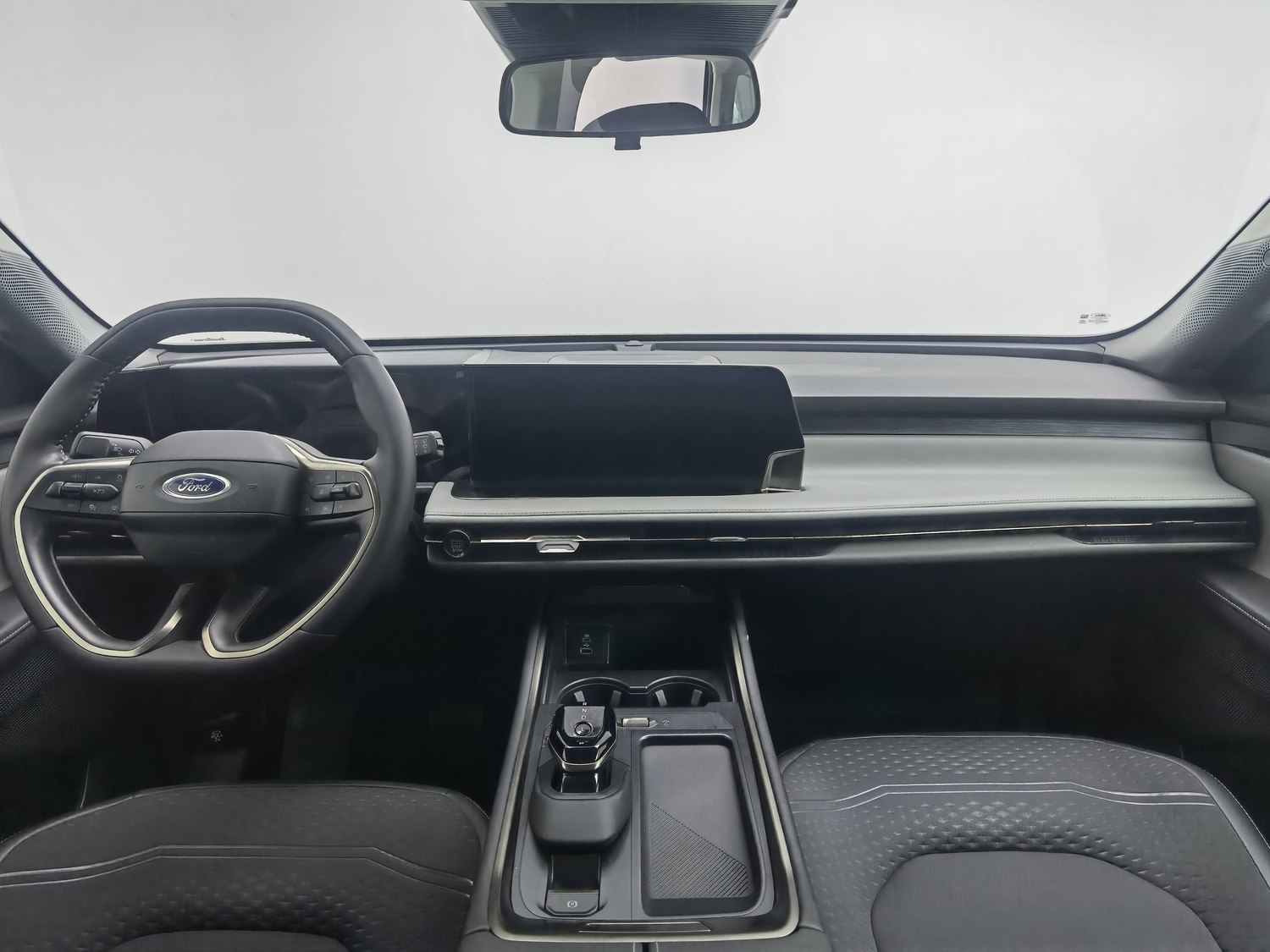 Used Ford Edge 2023 2.0 AT
