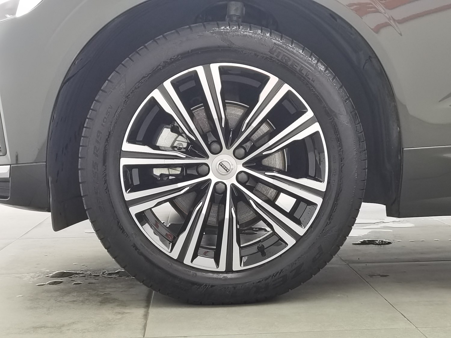 Used Volvo XC60 2022 2.0 AT