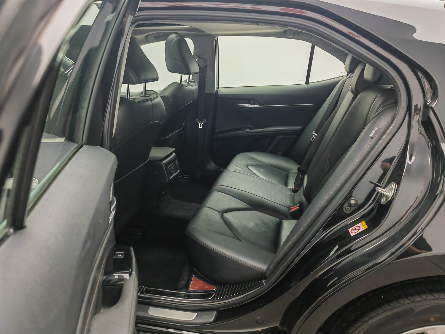 Used Toyota Camry 2018 2.0 AT