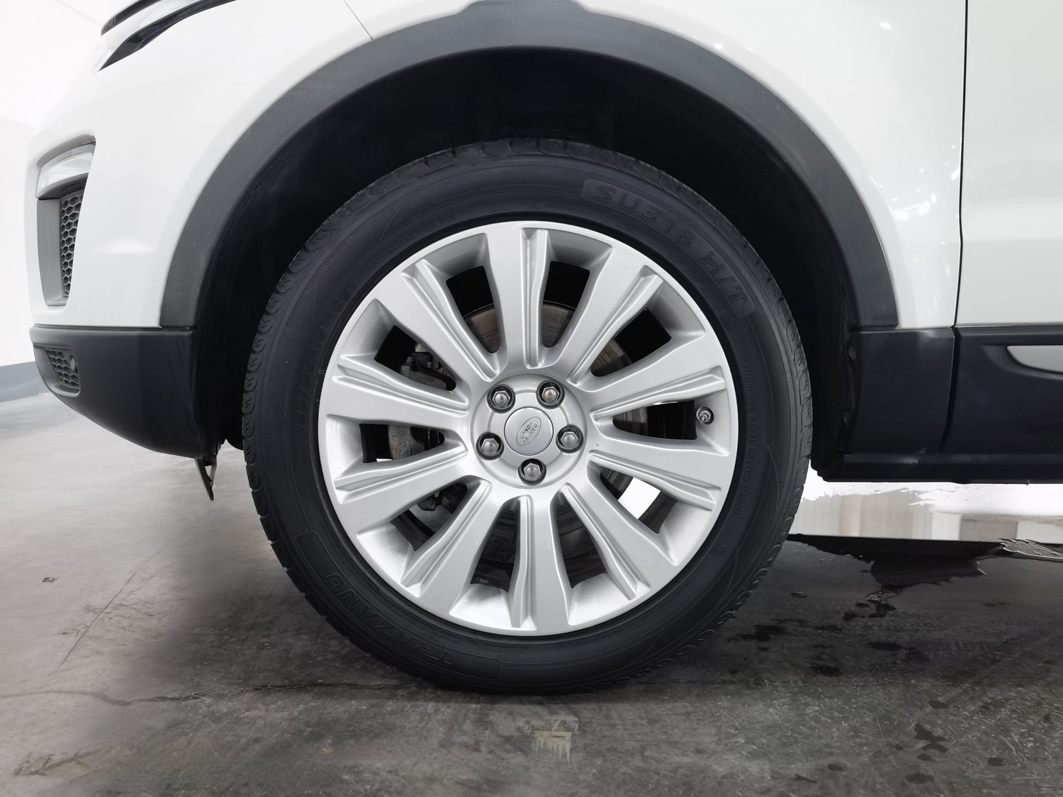 Used Land Rover Range Rover Evoque 2016 2.0 AT