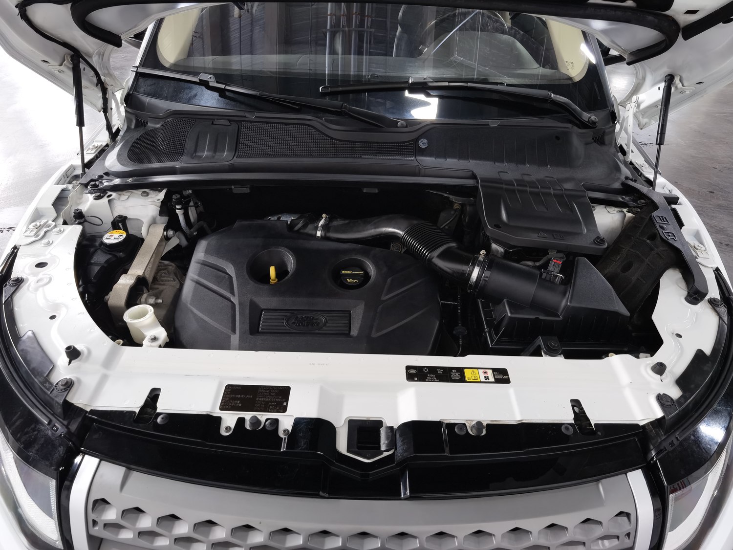 Used Land Rover Range Rover Evoque 2016 2.0 AT