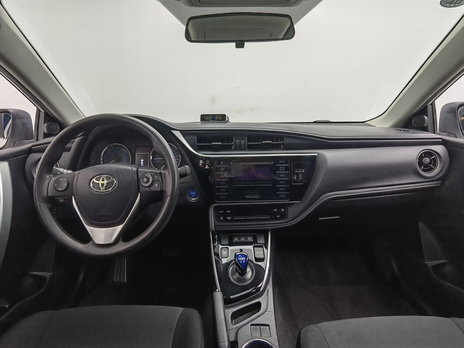 Used Toyota Corolla 2017 1.8 AT