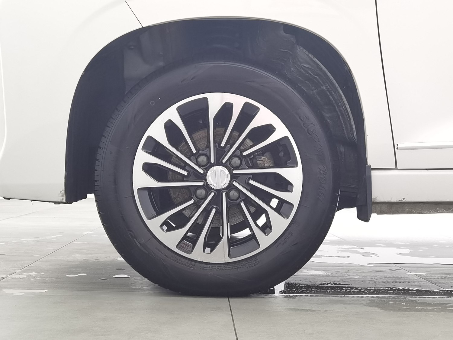 Used Dongfeng Fengon 380 2022 1.5 MT