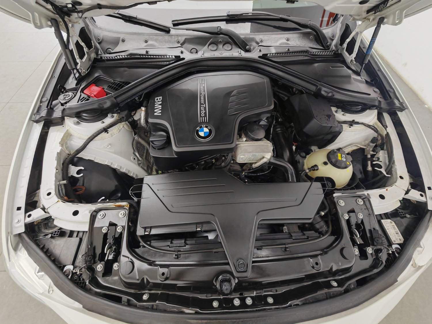 Used BMW THE3 2016 2.0 AT