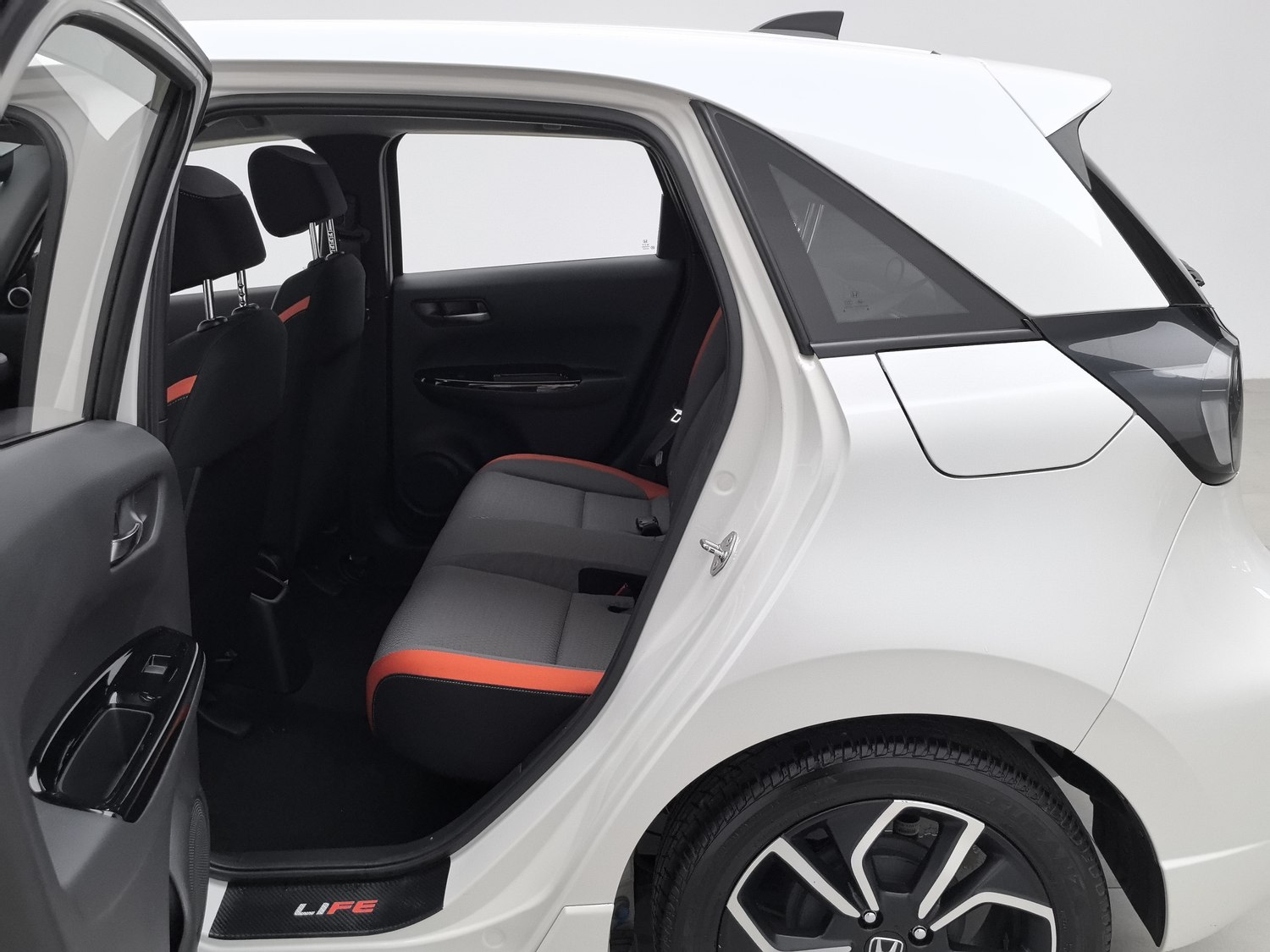 Used Honda LIFE 2021 1.5 AT