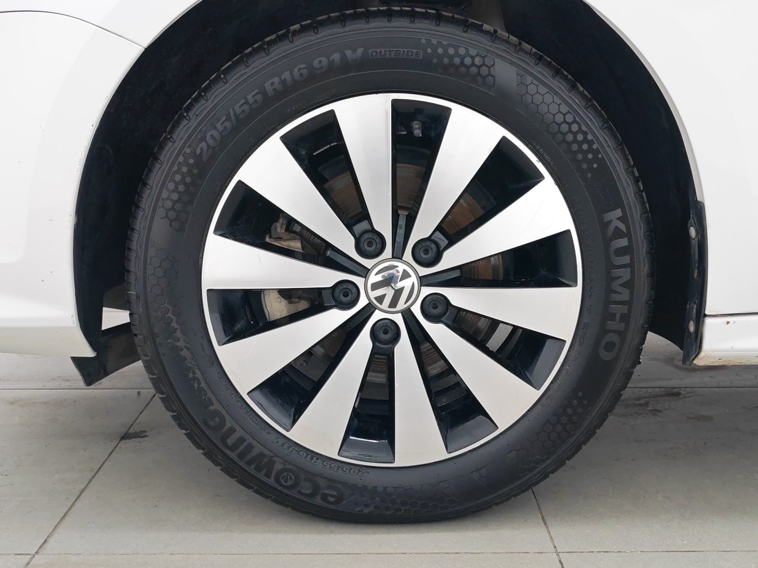 Used Volkswagen Sagitar 2017 1.6 MT