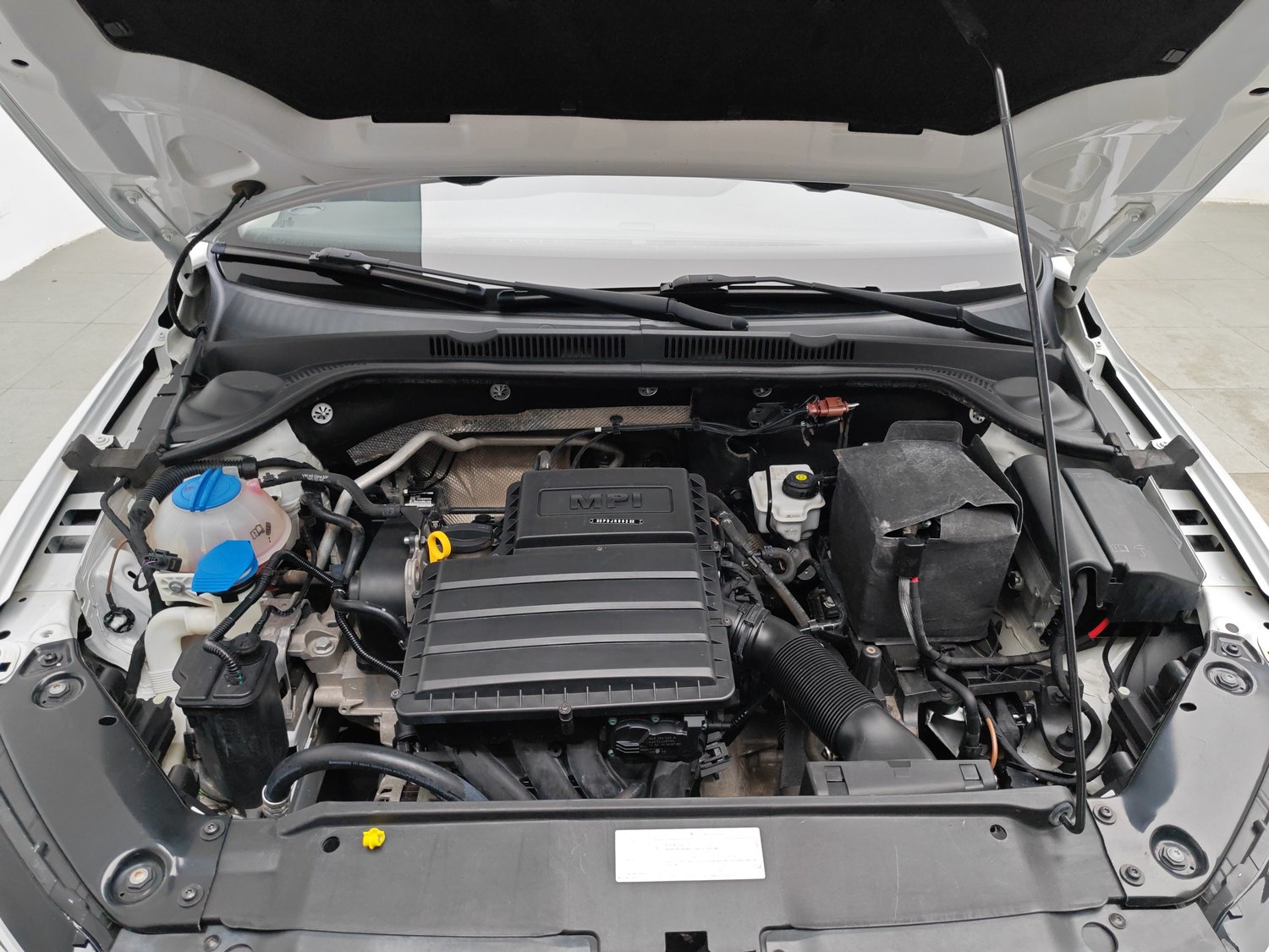 Used Volkswagen Sagitar 2017 1.6 MT