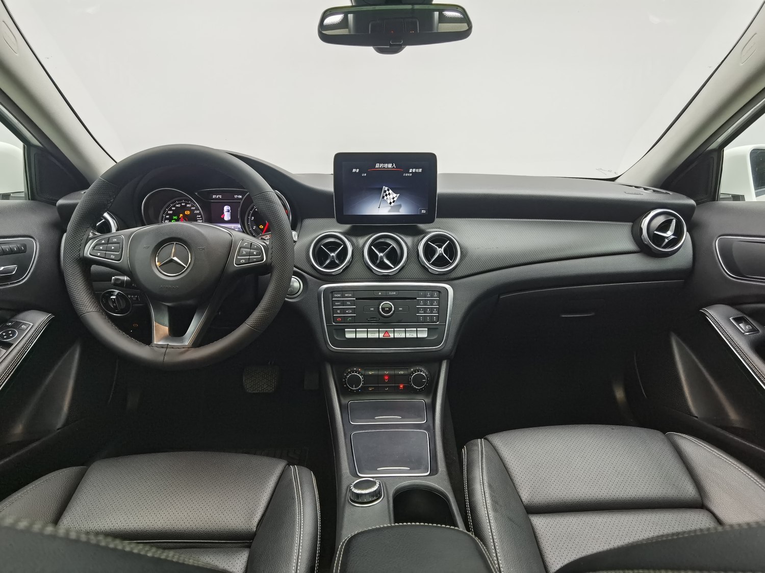 Used Mercedes-Benz GLA 2017 1.6 AT