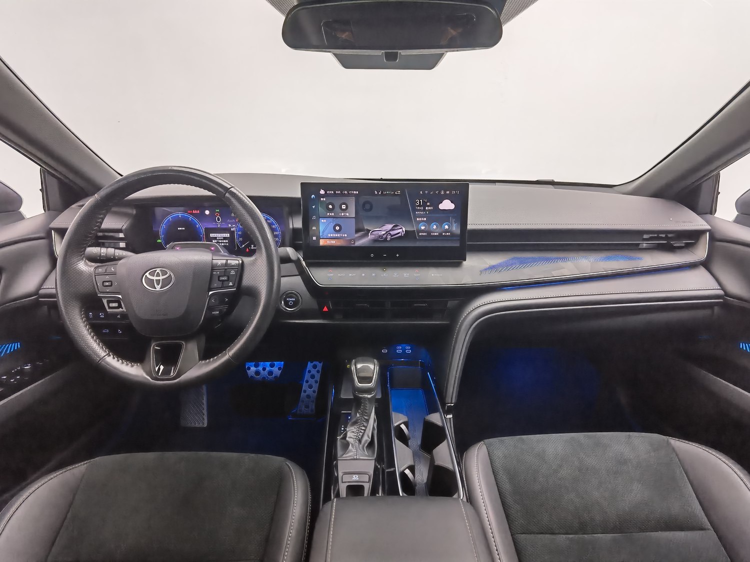 Used Toyota Camry 2024 2.0 AT