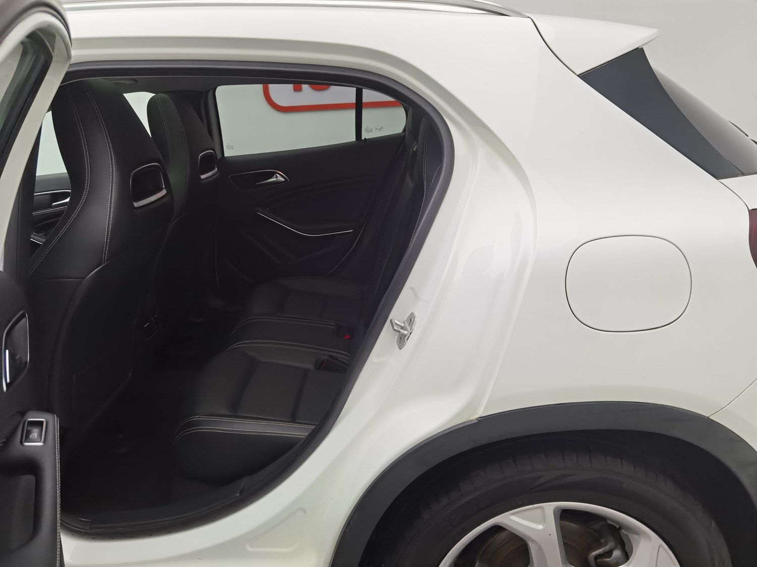 Used Mercedes-Benz GLA 2017 1.6 AT