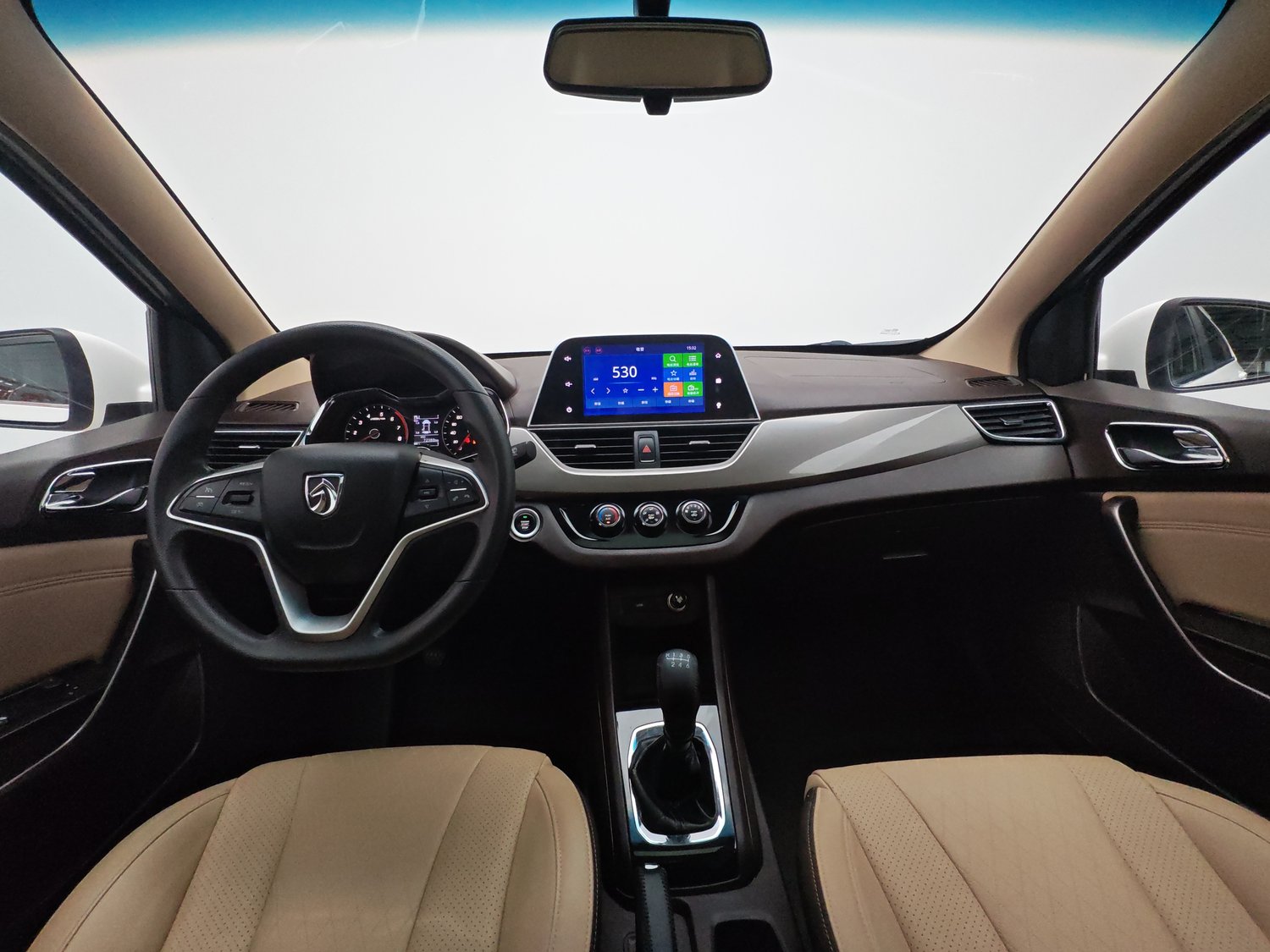 Used Baojun 310W 2017 1.5 MT