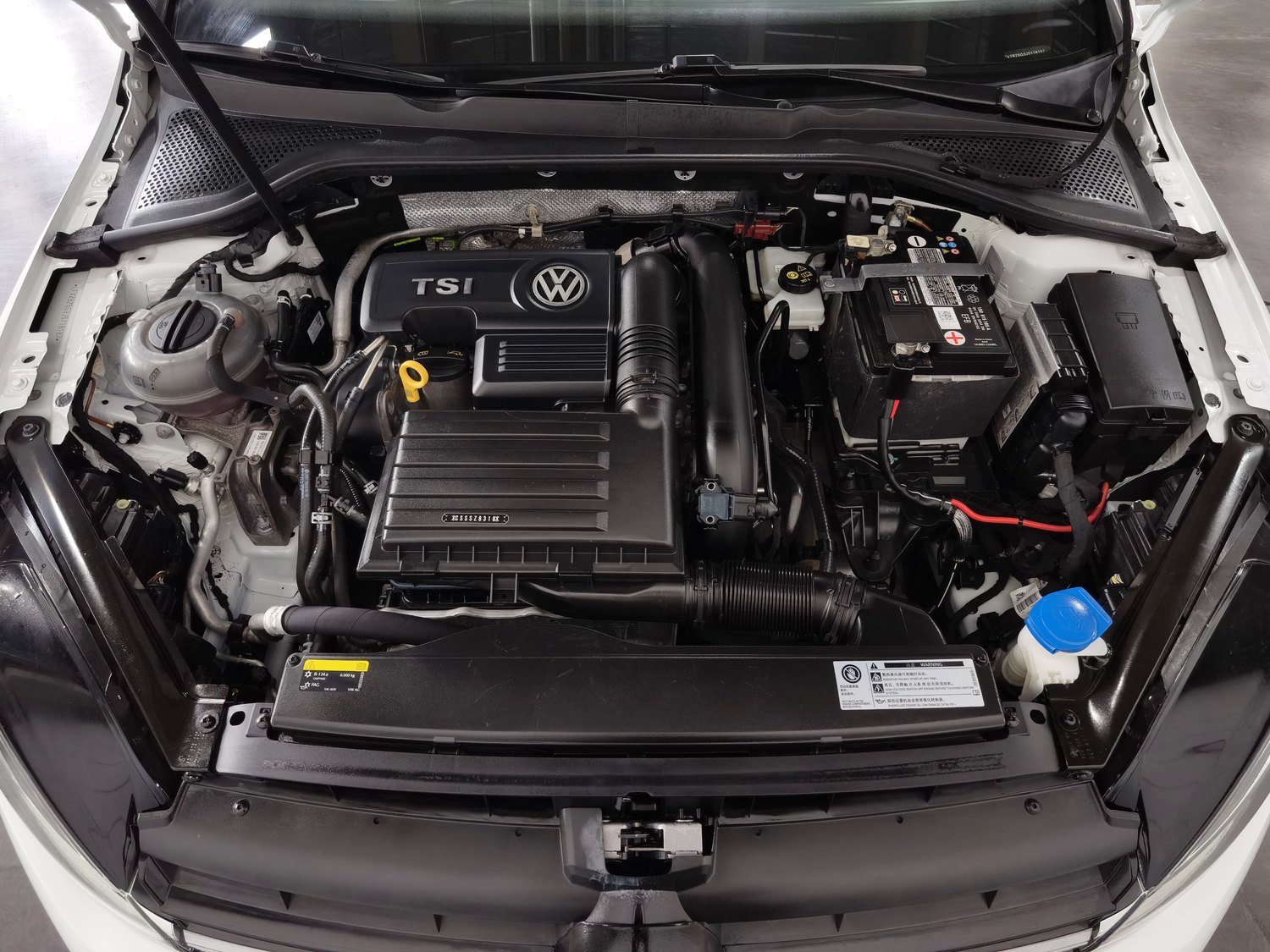 Used Volkswagen Golf 2019 1.4 AT