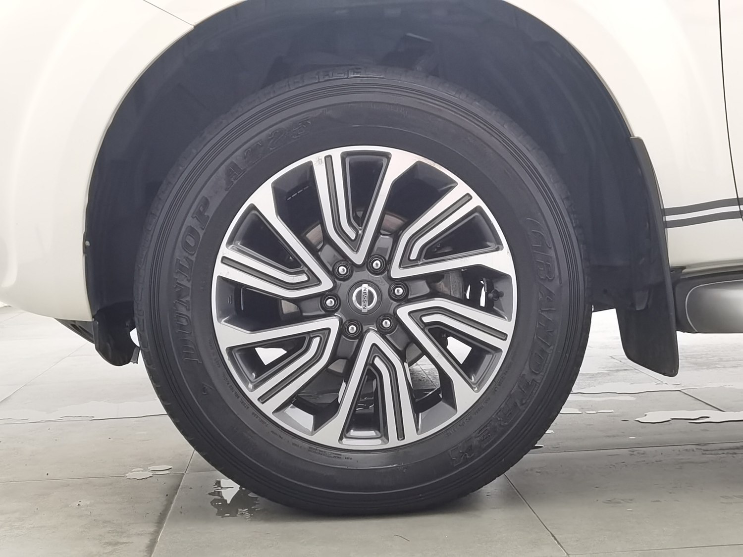 Used Nissan Terra 2018 2.5 AT