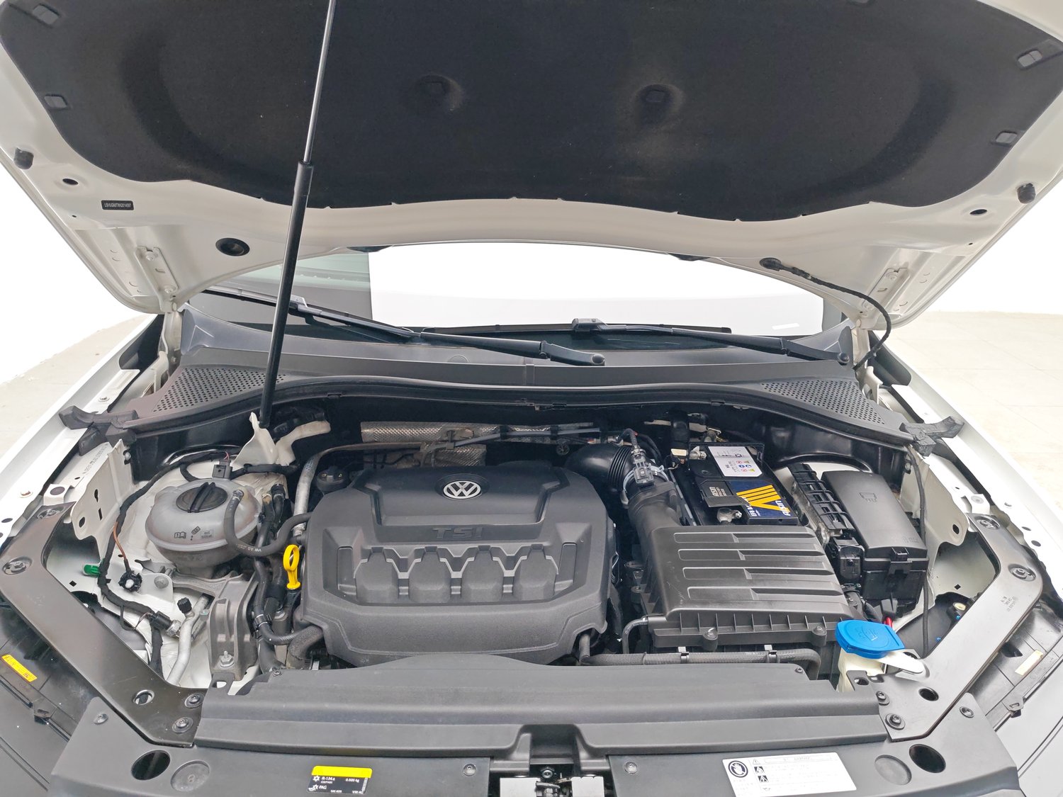 Used Volkswagen Tiguan L 2019 2.0 AT