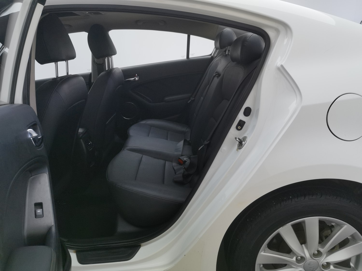 Used Kia K3 2015 1.6 AT