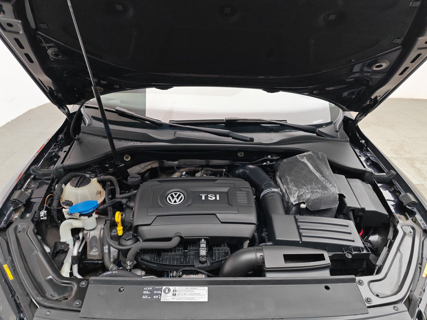 Used Volkswagen Passat 2017 1.8 AT
