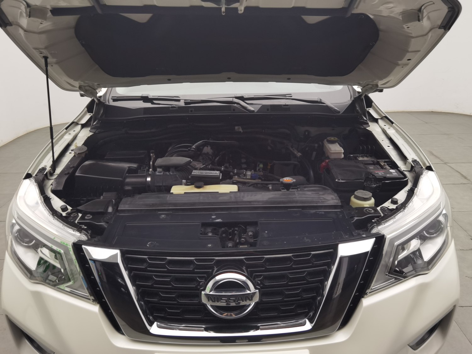 Used Nissan Terra 2018 2.5 AT