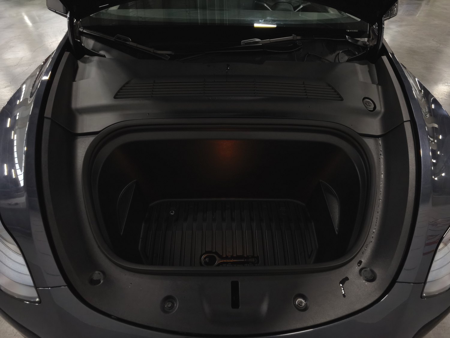 Used Tesla Model Y 2024