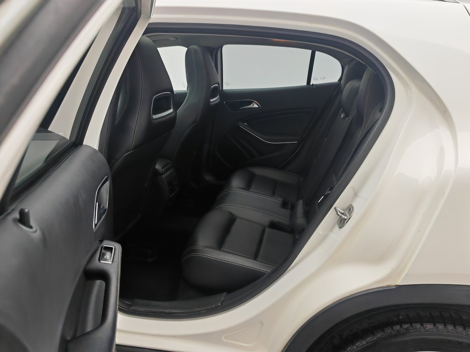 Used Mercedes-Benz GLA 2016 1.6 AT