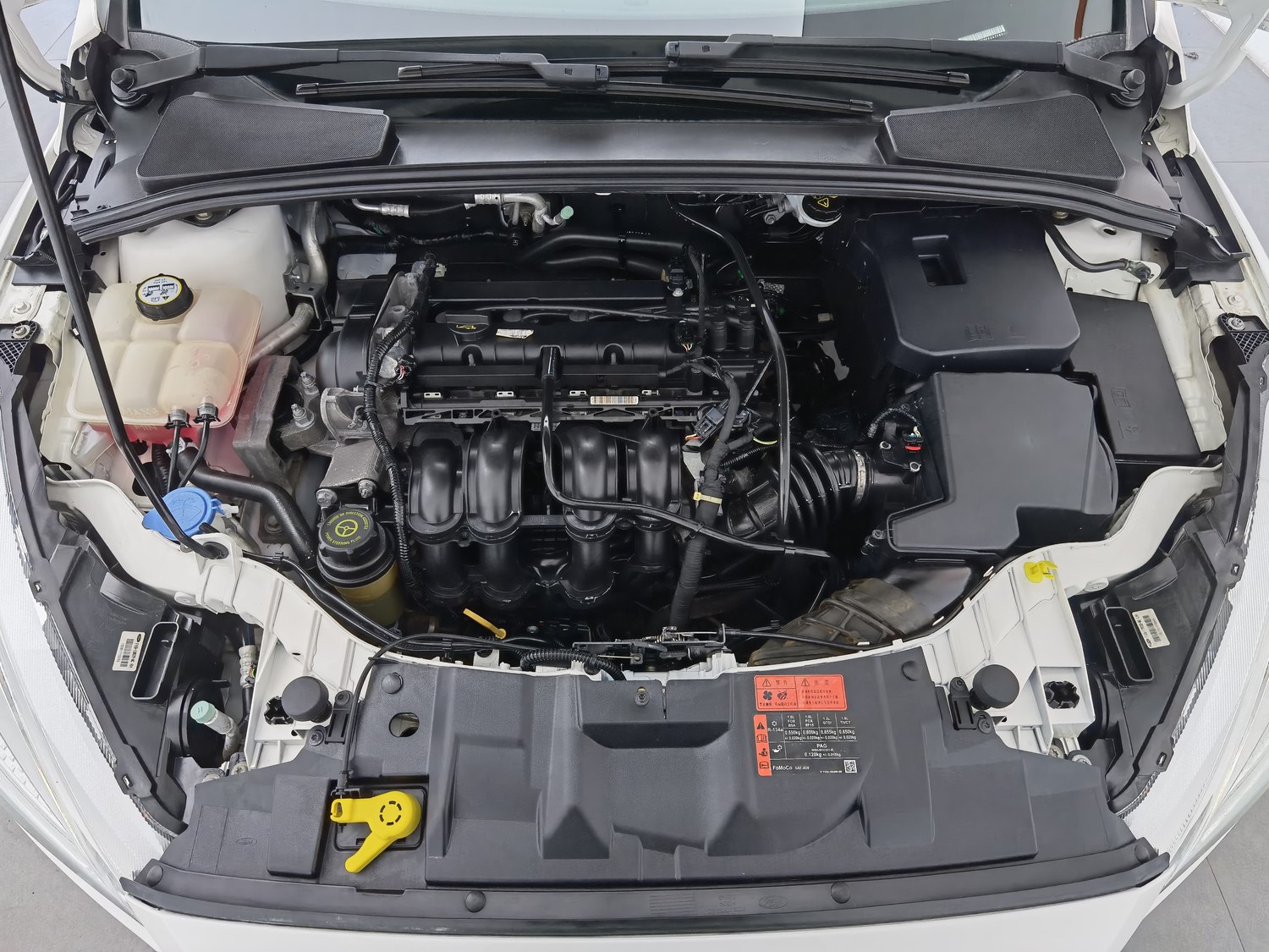 Used Ford Focus 2015 1.6 MT