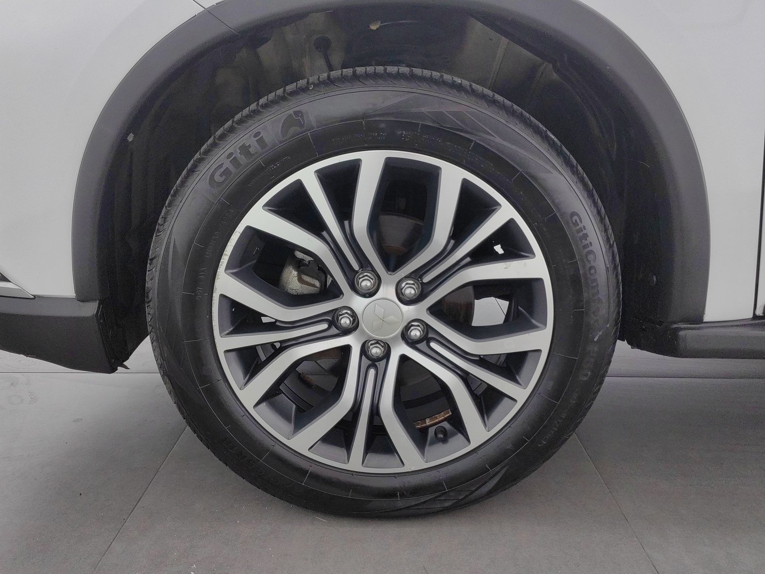 Used Mitsubishi Outlander 2016 2.4 AT