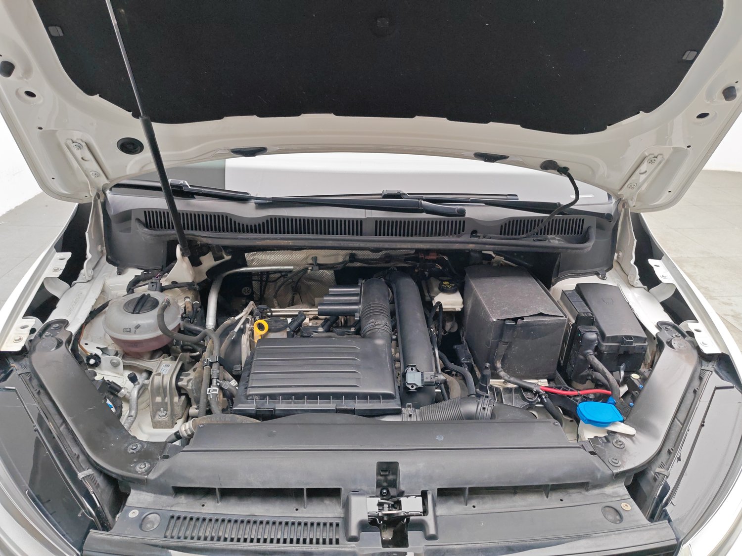 Used Volkswagen Touran 2018 1.4 AT
