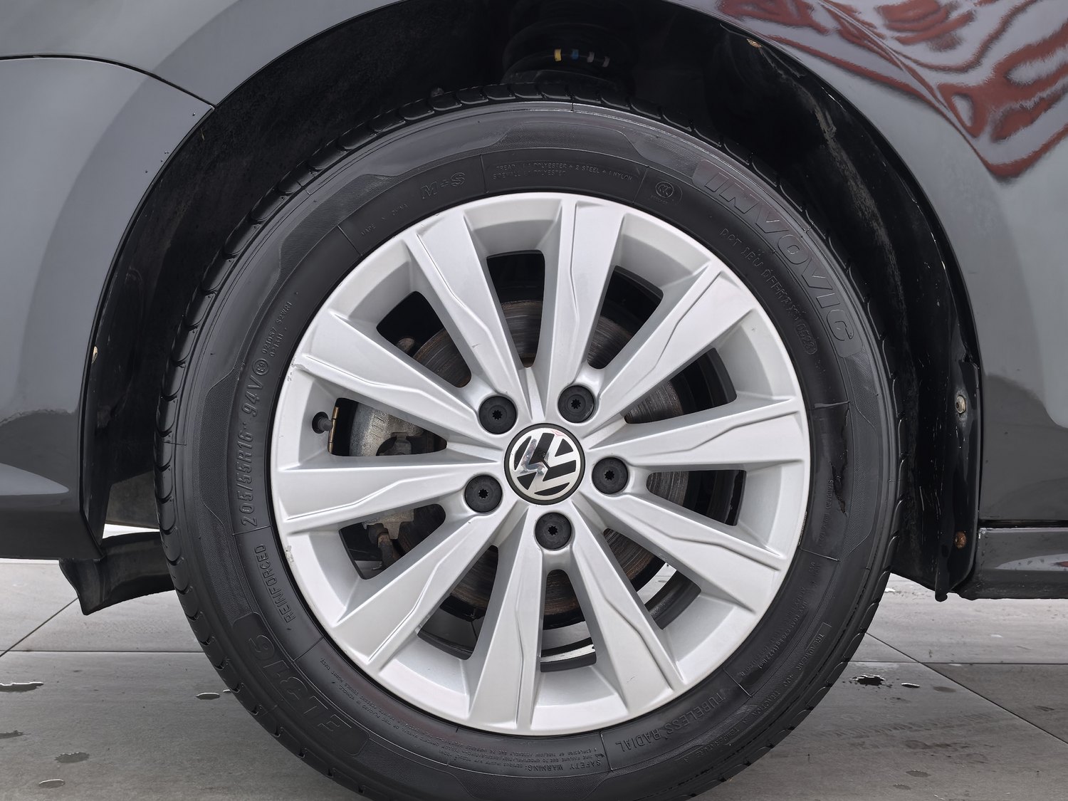 Used Volkswagen Sagitar 2015 1.6 MT