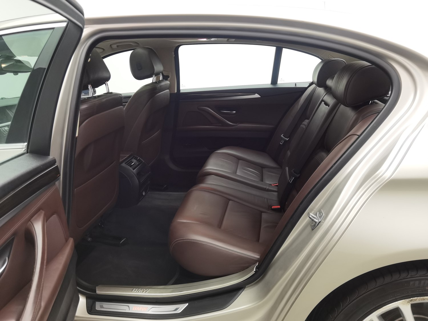 Used BMW THE5 2017 2.0 AT