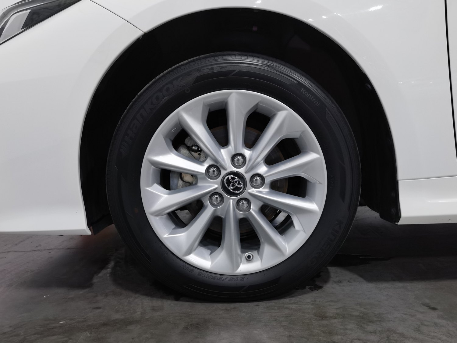Used Toyota Corolla 2021 1.8 AT