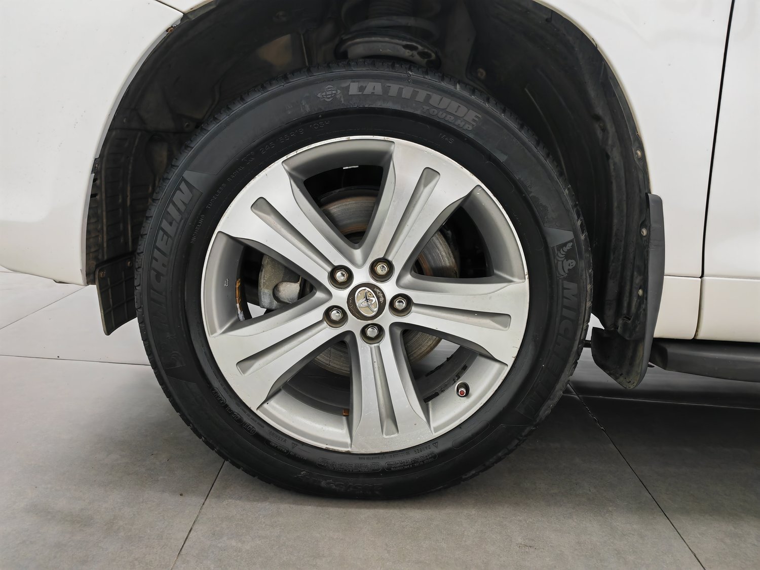 Used Toyota Highlander 2009 2.7 AT