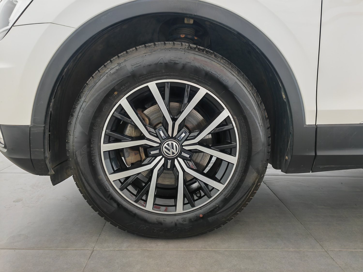 Used Volkswagen Tiguan L 2017 1.8 AT